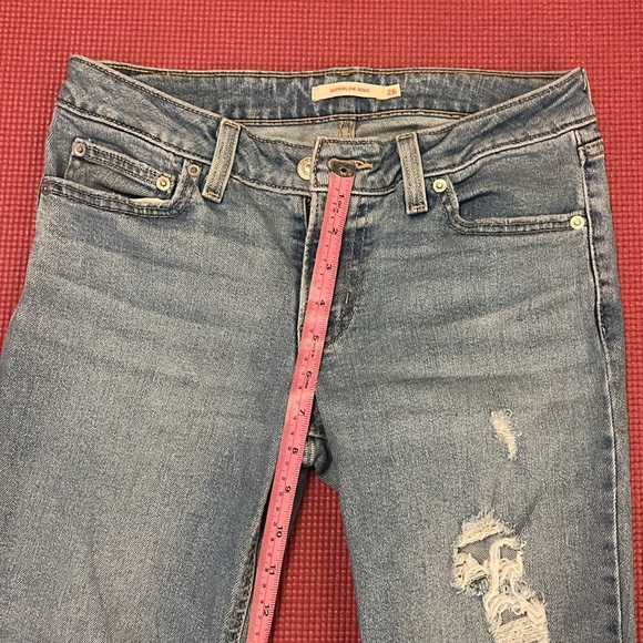 Levi jean’s petite - Picture 5 of 6